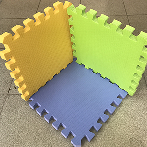 止滑耐沖擊材料